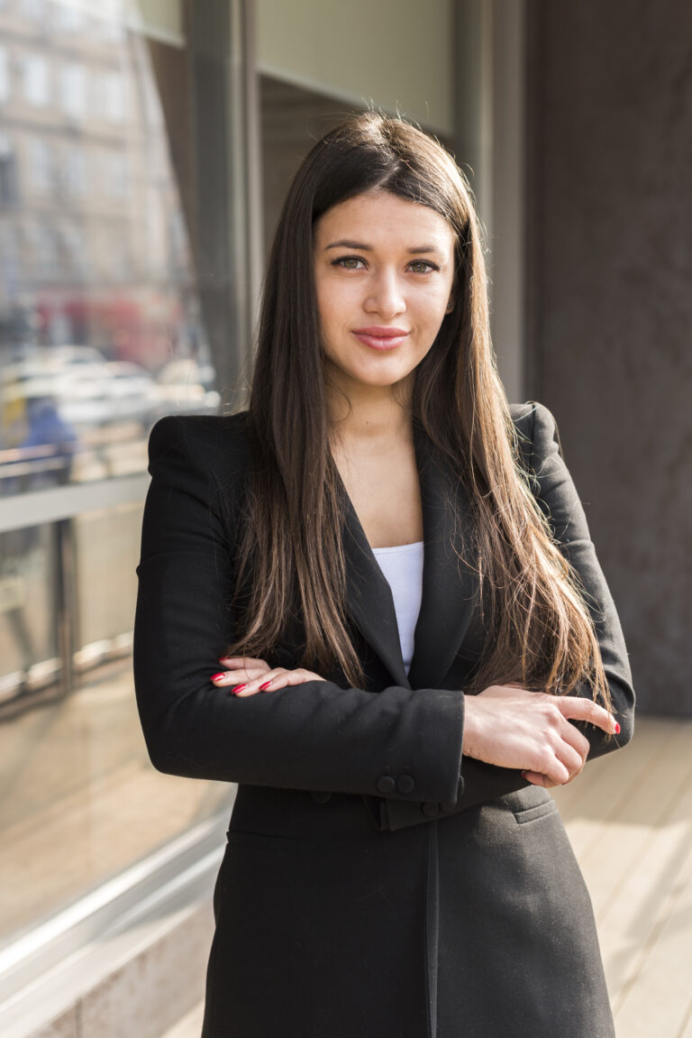 businesswoman-posing