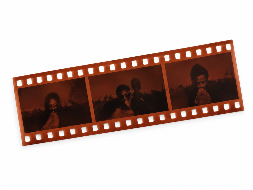 Negative Scanning by KATFAM Photo